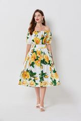 Traje de dos piezas con escote tubo corto sin tirantes y cintura alta con hebilla de clavo