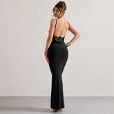 Vestido de encaje con espalda descubierta, bolsillos tipo cabestrillo y cuello, vestido a la cadera