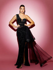 Vestido de cena negro con lentejuelas y abertura de un solo hombro