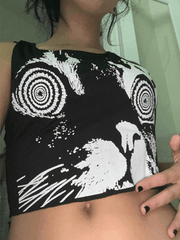 Schwarzes, geripptes, kurzes Tanktop mit abstraktem Print