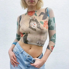 Rückenfreies Crop Top mit abstrakter Frau