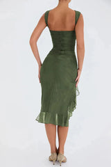 Asymmetrisches Minikleid aus gerüschtem Netzstoff