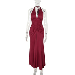 Vestido elegante de corte entallado con escote en V, estilo halter, plisado y adelgazante.