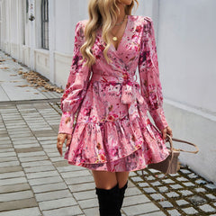 Vestido elegante con cuello en V y estampado de línea A