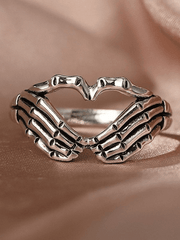 Heart Pattern Skull Ring