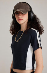 Kurzes Basic-T-Shirt