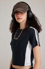 Kurzes Basic-T-Shirt