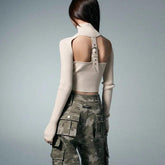 Cárdigan corto de cuello alto con cinturón en la espalda