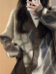 Cárdigan con botones de rombos y cuello en V en la parte delantera