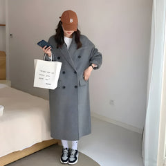 Lässiger, zweireihiger, langer Mantel