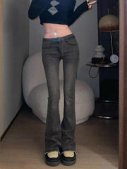 Lässige Low Rise Flare Jeans