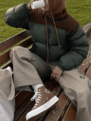 Pufferjacke mit Reißverschluss und Farbblockdesign