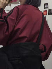 Jacke mit Reißverschluss und Kontraststreifen