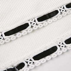 Minikleid aus Cord in „Coquette Rose“-Optik