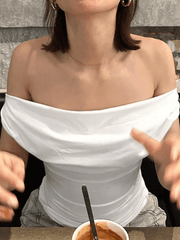 Rückenfreies Tanktop mit Wasserfallausschnitt