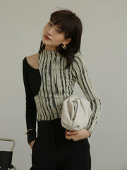 Oberteil mit Cut-Out-Patch an den Schultern