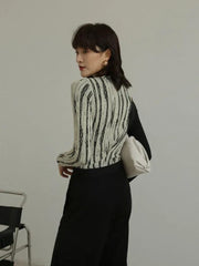 Oberteil mit Cut-Out-Patch an den Schultern