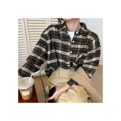 Grunge-Ästhetik-Karohemd