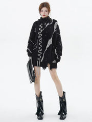 Flauschiger Grunge-Pullover mit Schnürung