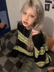 Grunge Grün Gestreifter Kurzpullover