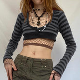 Crop Top mit Grunge-Streifen und Knopfleiste