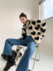 Teddyjacke mit Herzmuster