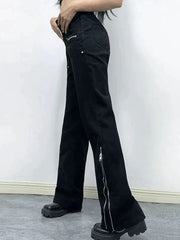 Schwarze Cargo-Jeans mit Reißverschluss und ausgestelltem Knöchelbereich