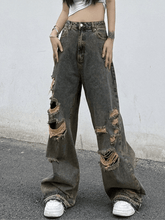 Zerrissene Jeans aus Stonewashed-Denim