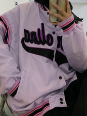 Chaqueta universitaria con estampado de letras