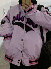 Chaqueta universitaria con estampado de letras