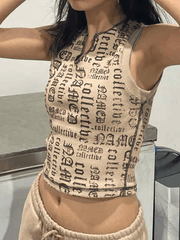 Kurzes Tanktop mit V-Ausschnitt und Buchstabenmuster