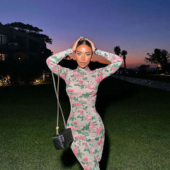 Vestido elegante largo estampado de corte entallado y manga larga