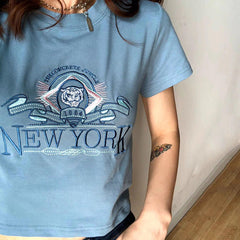 NY-T-Shirt mit Stickerei
