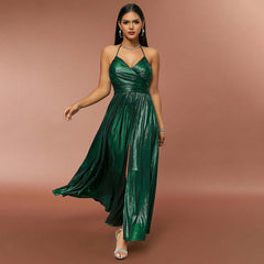 Vestido retro plisado con abertura y tirantes