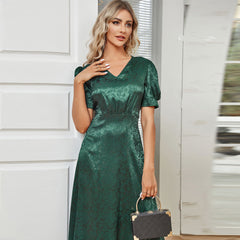 Vestido casual de cintura alta con cuello en V y mangas abullonadas en color liso