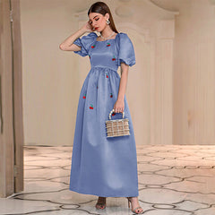 Elegantes blaues A-Linien-Kleid mit hoher Taille und eckigem Kragen