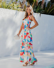 Elegantes Kleid mit Blumenmuster und weiten Trägern