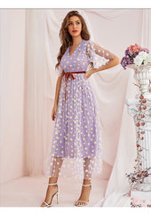 Feenkleid mit V-Ausschnitt, hoher Taille und A-Linie