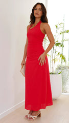 Vestido largo rojo de color liso, sin mangas y sin espalda.