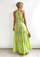 Vestido halter elegante con estampado bohemio para vacaciones