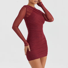 Vestido de gasa transparente de manga larga ajustado plisado a la cadera para otoño