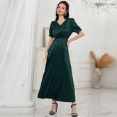 Vestido casual de cintura alta con cuello en V y mangas abullonadas en color liso