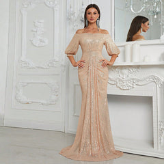 Elegantes, schulterfreies, paillettenbesetztes Abendkleid mit kurzen Ärmeln und hüftumspielendem Meerjungfrauenschnitt