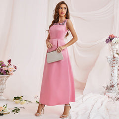 Vestido sin mangas de manga corta con cuello cuadrado y cintura alta.