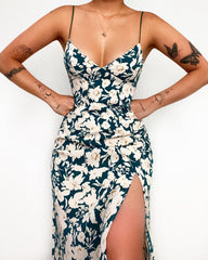 Kleid mit digitalem Blumendruck, frischem, süßem V-Ausschnitt und Trägern