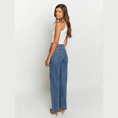 Vaqueros elegantes de diario con bordes sin rematar y lavados con cuentas