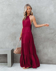Elegantes langes einfarbiges Neckholderkleid für