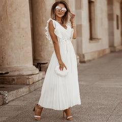 Elegantes Strandkleid, figurbetont, mit Rüschenärmeln, Chiffon, plissiert, einfarbig