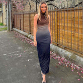 Vestido largo de malla teñida con cuello redondo, sin mangas