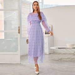 Modisches, elegantes Netz-Kleid